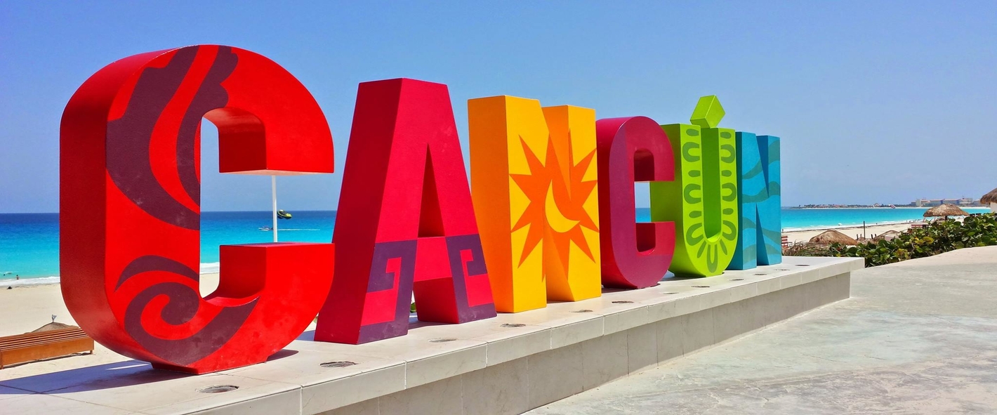 Que hacer en Cancún visitar el Mirador Cancun Playa Delfines